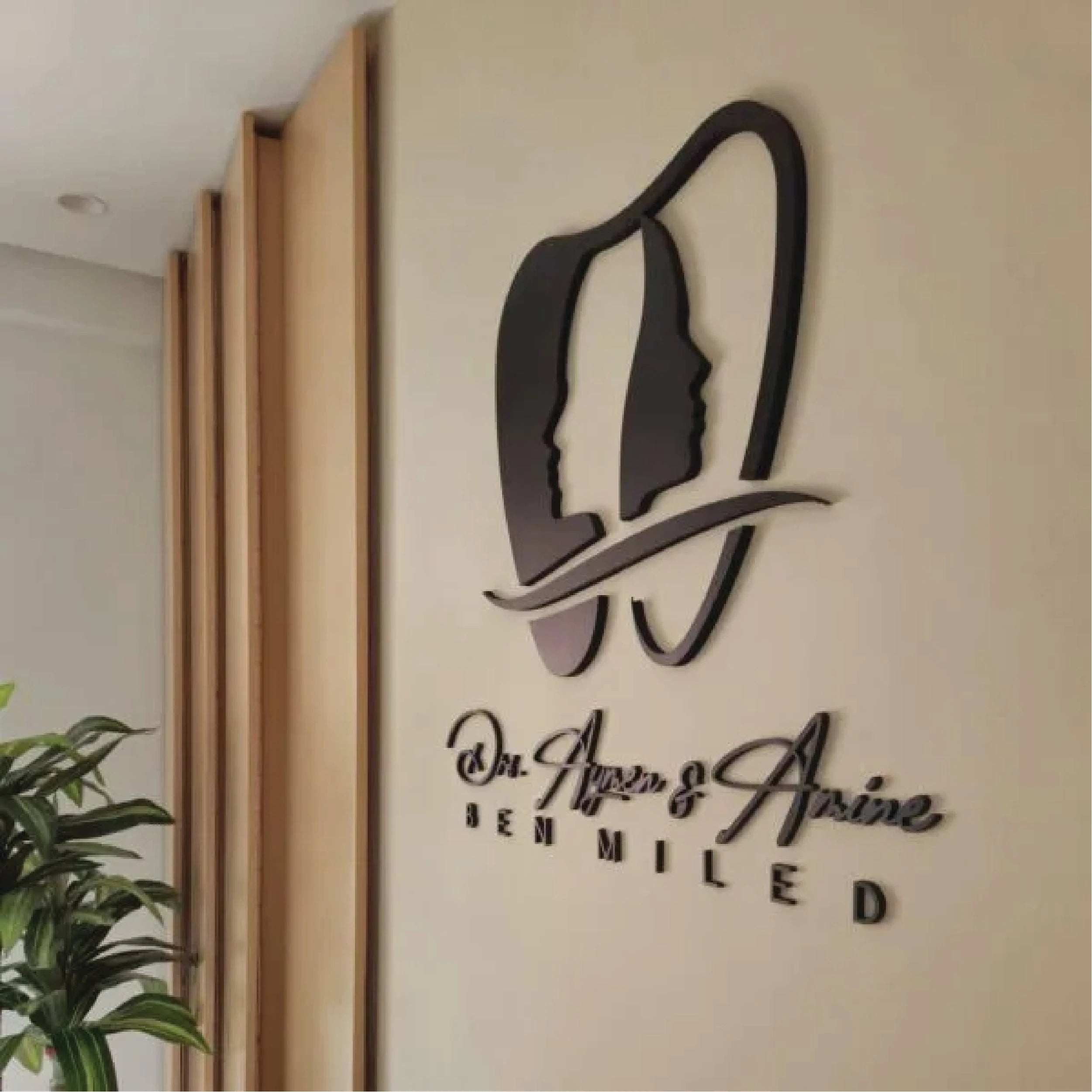 Logo Mural