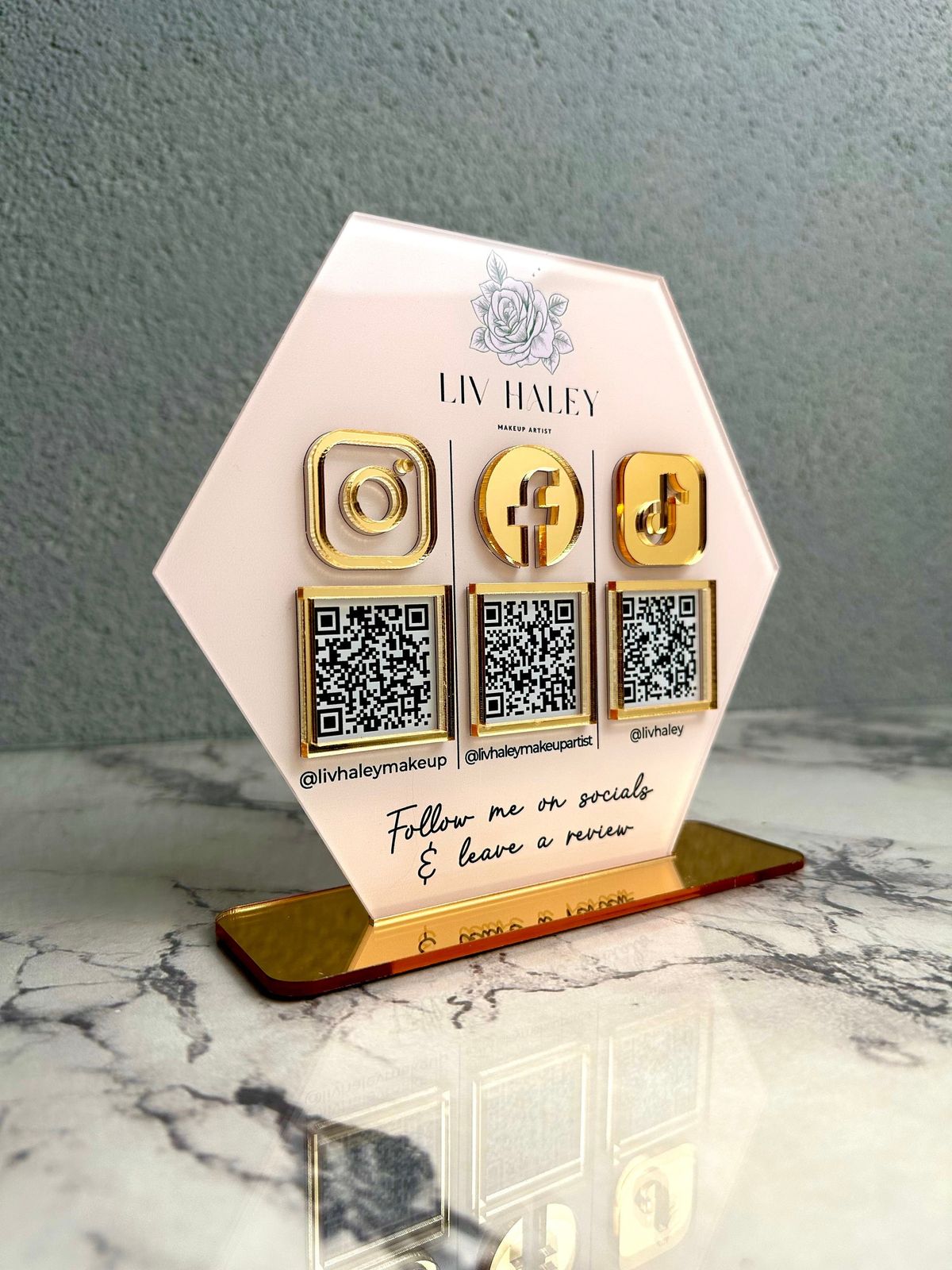 Panneau d'affichage miroir en acrylique personnalisable avec 3 codes QR