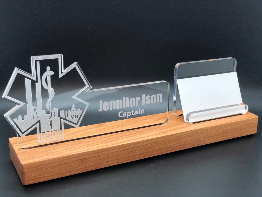 Porte-nom Bureau En Plexiglass