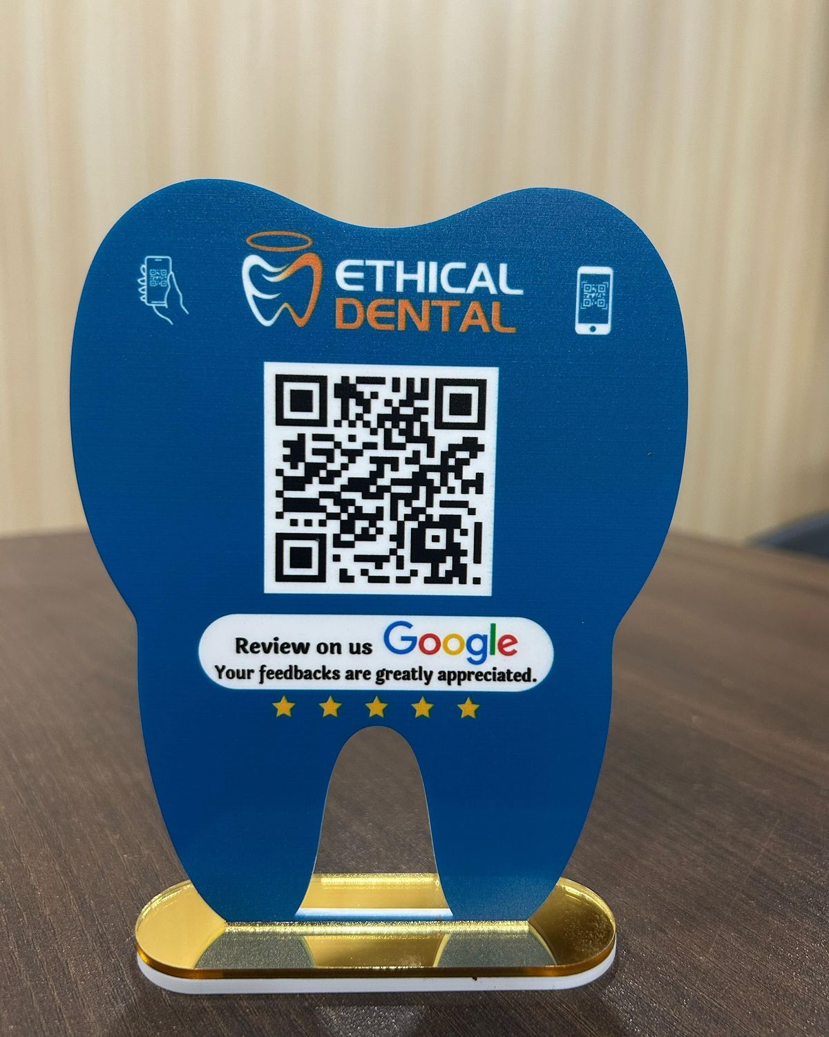 Panneau d'affichage miroir en acrylique personnalisable avec 1 codes QR